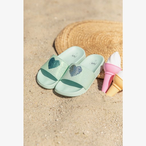 Meisjes badslippers met hartje mintgroen