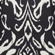 Dames T-shirt zwart met paisley print