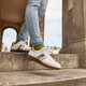 XX By metallic dames sneakers wit goud