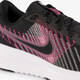 Run Defy dames hardloopschoenen zwart roze